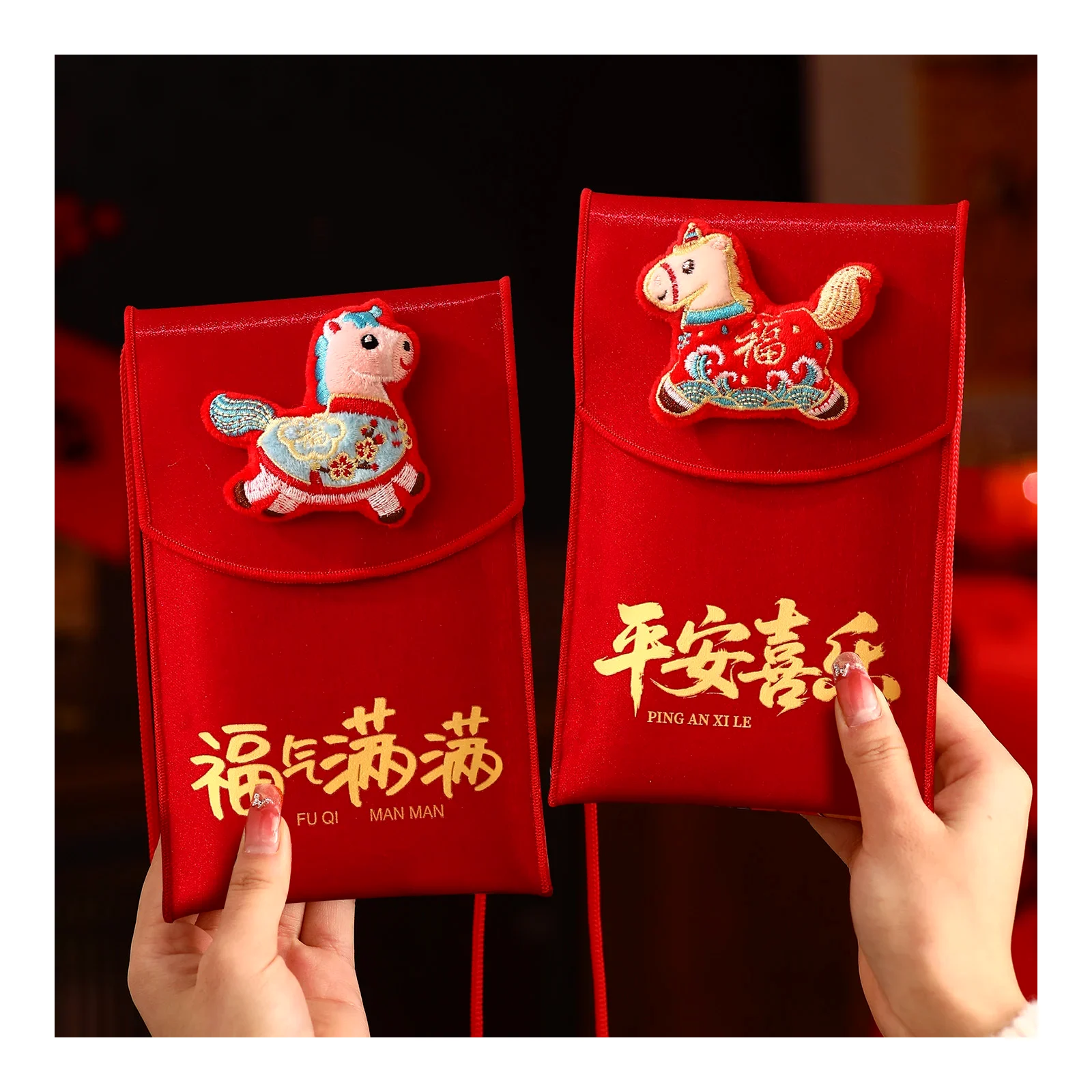 Angpau Tahun Baru 2026 khas untuk Tahun Baru Cina, sampul merah kreatif, kartun Tahun Kuda, beg angpau fabrik, barangan Tahun Baru