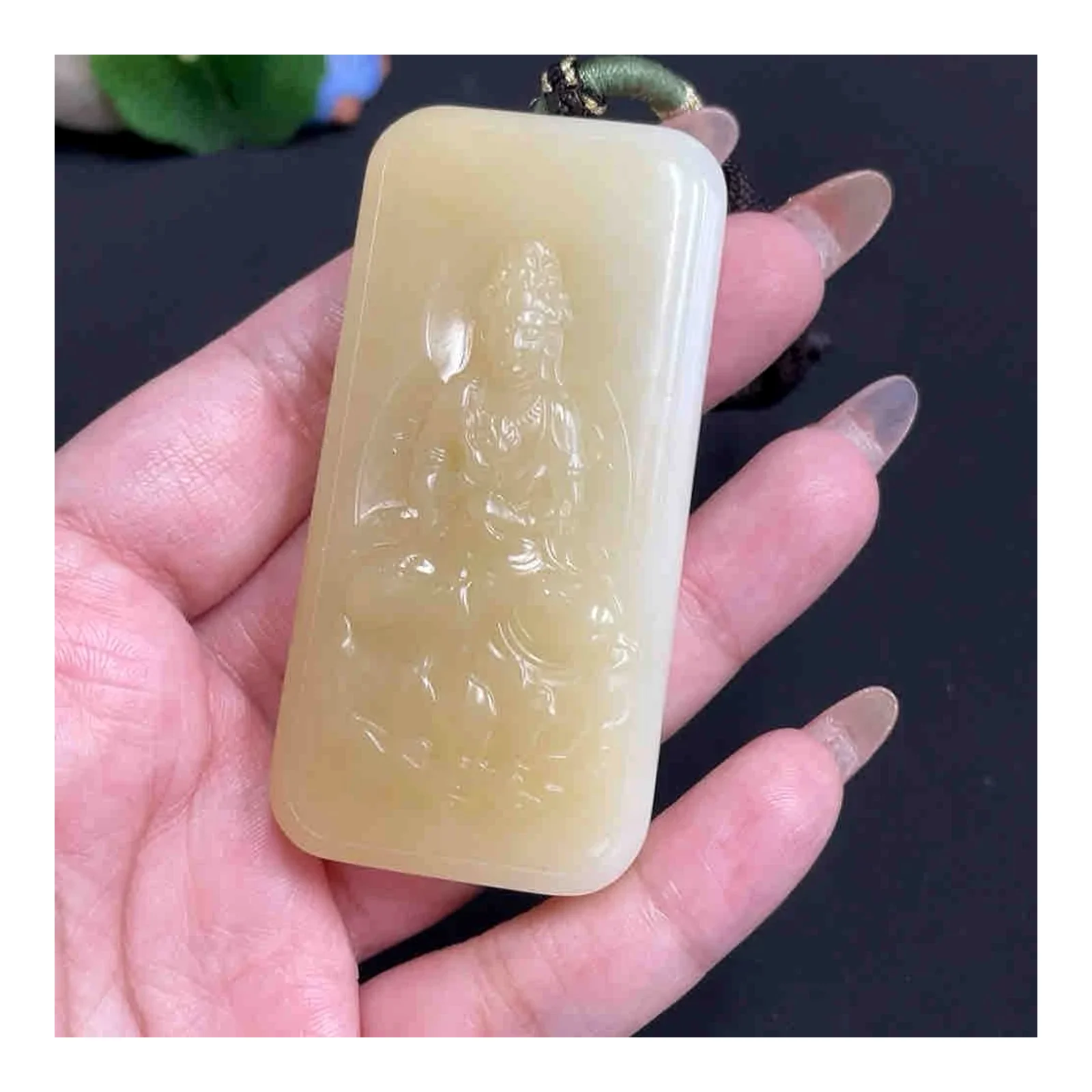 Hotan Jade Pendant Guanyin ទំងន់ផលិតផលសរុបប្រហែលរួមទាំងខ្សែ 75.5g ទំហំ 72:35:11mm សិប្បកម្ម