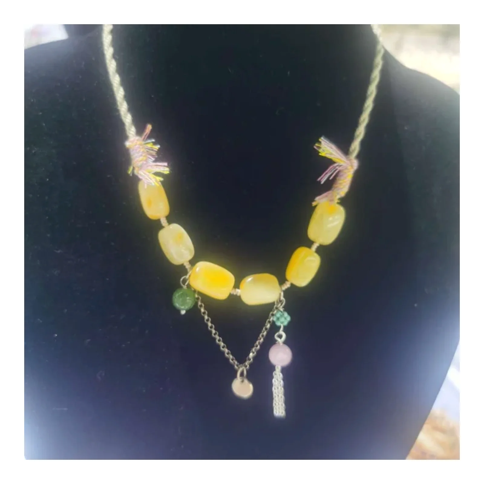 Russian natural amber necklace design, super stylish and full of personality