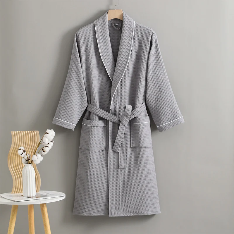 เสื้อคลุมอาบน้ำผ้าฝ้ายวาฟเฟิลสำหรับโรงแรม Zhenai Needle Textile ปักลายระดับพรีเมียม ซับน้ำแห้งเร็ว เสื้อคลุมนอนสำหรับชายและหญิง