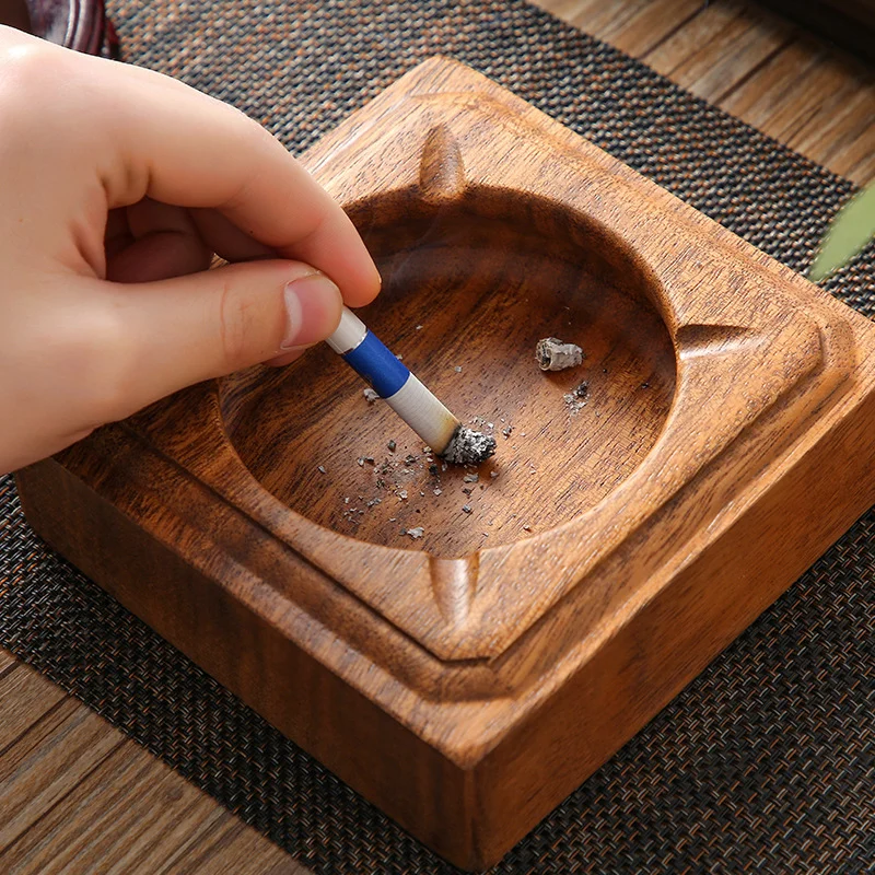 បន្ទប់ទទួលភ្ញៀវផ្ទះឈើ Walnut បុគ្គលិកលក្ខណៈច្នៃប្រឌិត សណ្ឋាគារឈើរចនាប័ទ្មចិនថ្មី ឆ្លាក់ឈើដោយឥតគិតប្រាក់