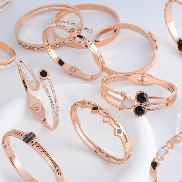 Hot-selling online store boutique bracelet titanium steel plated 18k rose gold bracelet jewelry distribution for men and women