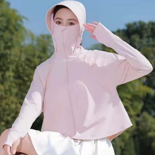 เสื้อกันแดดผู้หญิง ฤดูร้อน 2025 ผ้าไหมเย็น กันรังสียูวี ผ้าคลุมไหล่ ทรงสั้น ระบายอากาศได้ดี บางเบา เสื้อกันแดด เสื้อคลุม