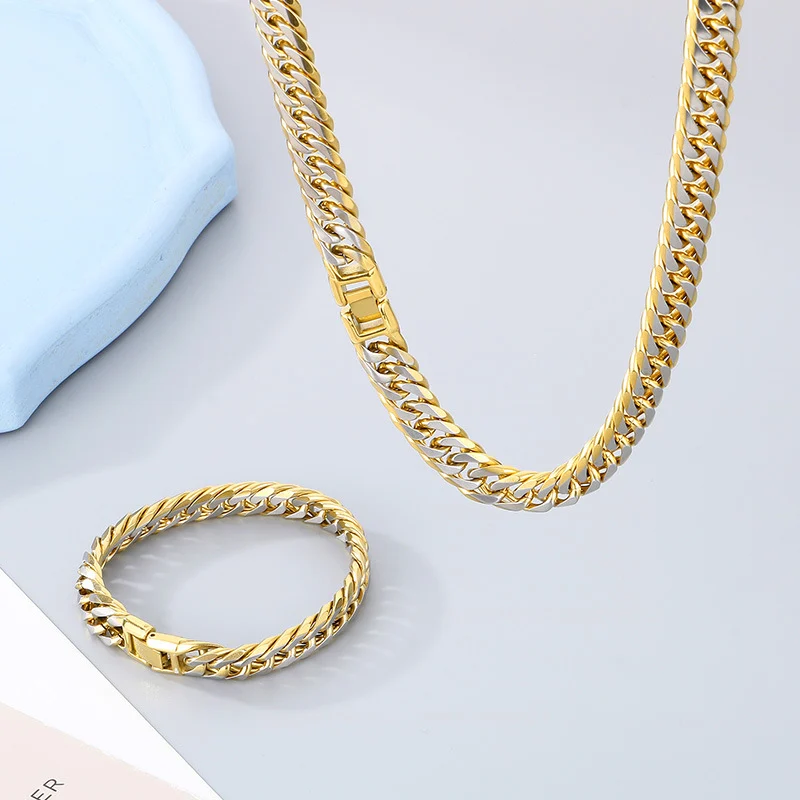 สร้อยคอผู้ชายสแตนเลสลายม้าตี jewelery clasp งานชุบไฟฟ้าขัดทราย สร้อยคอไทเทเนียมสตีลแฟชั่นทันสมัย