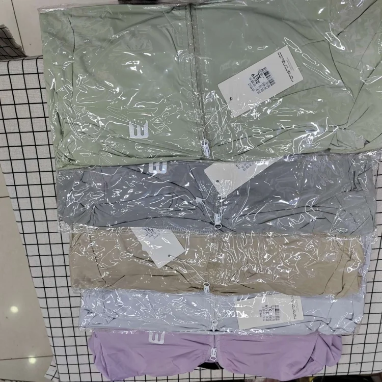 เสื้อกันแดดผ้าไหมเย็นสำหรับผู้หญิง ทรงบางเบาฤดูร้อน กันรังสีอัลตราไวโอเลต เสื้อคลุมทรงหลวมระบายอากาศได้ดี ปี 2026