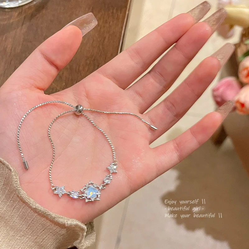 ខ្សែដៃគុជខ្យងកូរ៉េ niche versatile high-end exquisite zircon love bracelet temperament bow bracelet