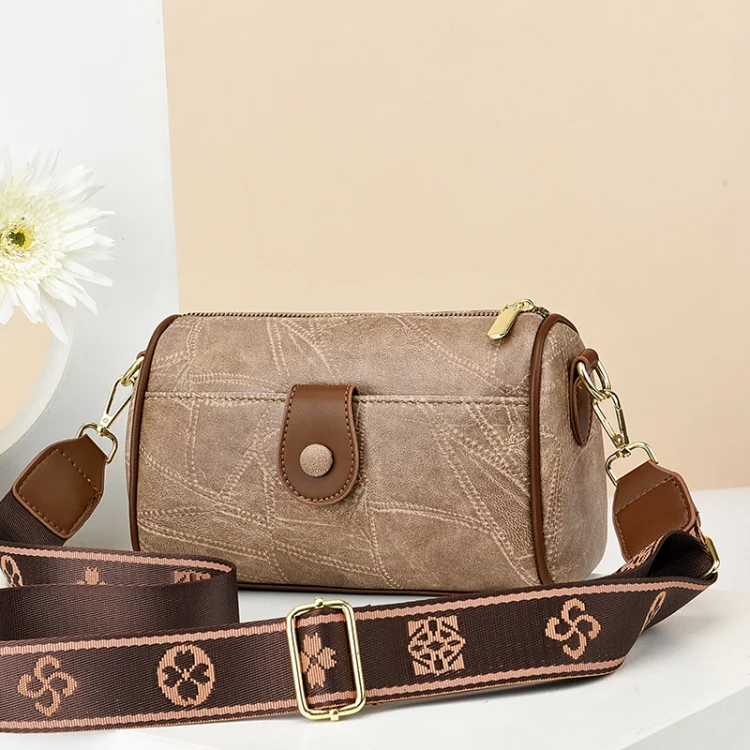 Trendy women's bag, shoulder bag, crossbody bag, one piece 18345