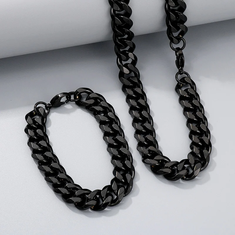 European and American fashion hip-hop titanium steel chain jewelry, six-sided polished Cuban necklace, Miami chain, jewelry for men and women