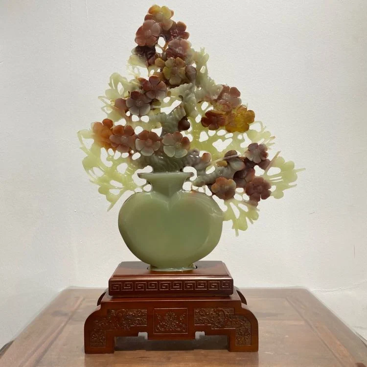 ความสงบสุขและความมั่งคั่ง ของประดับตกแต่งงานฝีมือหยกธรรมชาติ