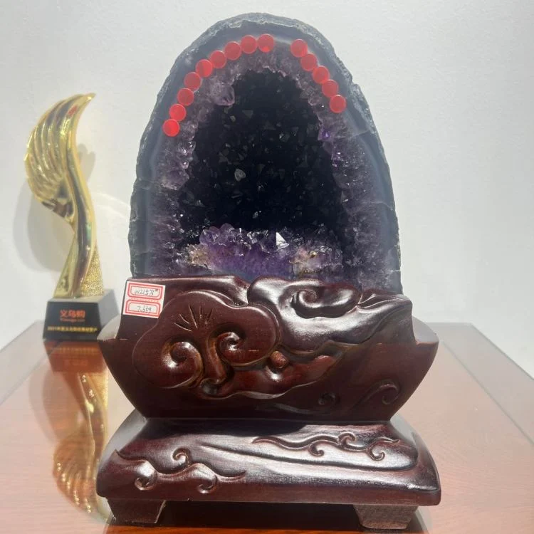 ของตกแต่งคริสตัลน้ำหนักรวม 7.6kg งานฝีมือ