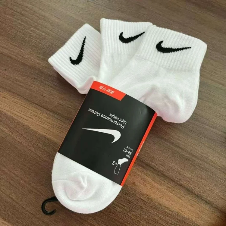 Hook-and-Loop Cotton Mid-Calf Athletic Socks, All-Season Versatile Style, Sweat-Absorbent, Breathable, and Comfortable