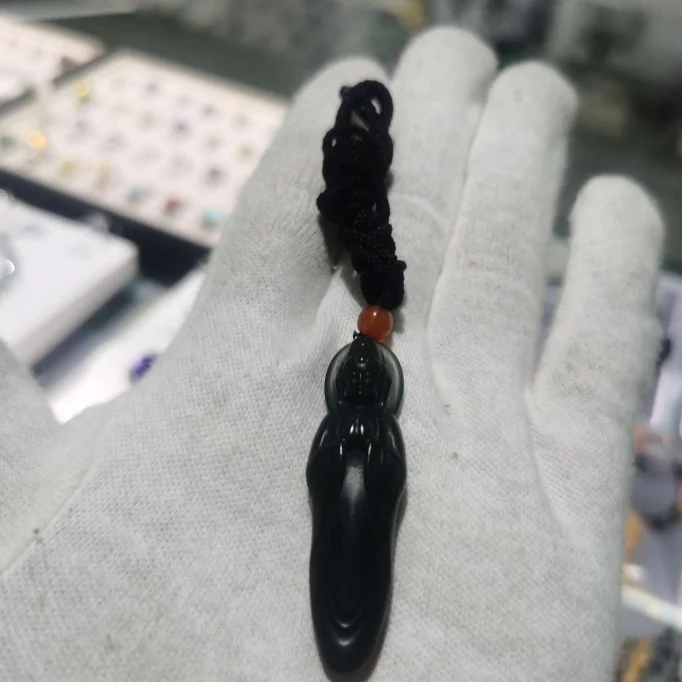 รัสเซีย 🇷🇺 จี้หยกเทียนเหอธรรมชาติแบบออกแบบ