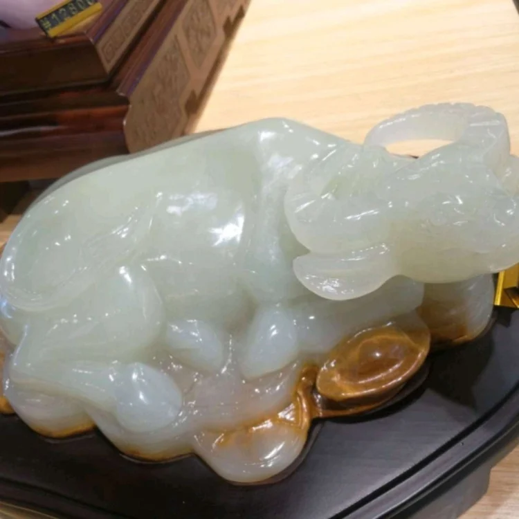 Oxen Prosperity Jade Ornamen Perabot Berukir Cina Pejabat Masuk Hantar kepada Pemimpin