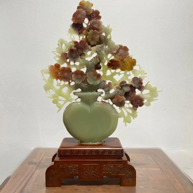 ความสงบสุขและความมั่งคั่ง ของประดับตกแต่งงานฝีมือหยกธรรมชาติ