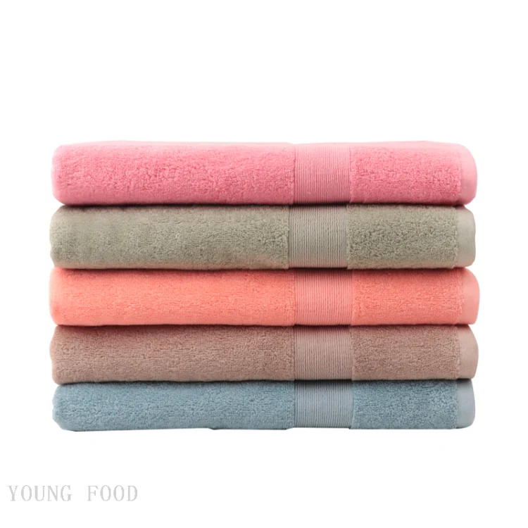 ผ้าขนหนูอาบน้ำลายโคลเวอร์สี่ใบ ผ้าฝ้าย 100% ของใช้ในครัวเรือนเกาหลี 70*140 เซนติเมตร