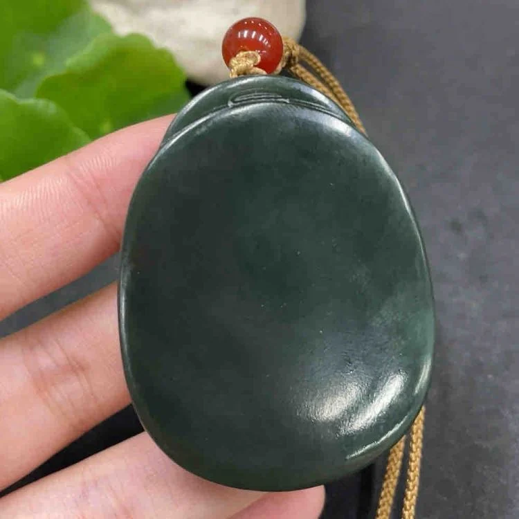 Loket jed Hetian Papan Wu Shi Berat keseluruhan barang lebih kurang termasuk tali 58.5g
