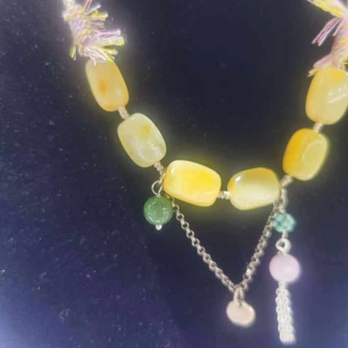 Russian natural amber necklace design, super stylish and full of personality